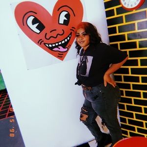 Meet your Posher, Kayla